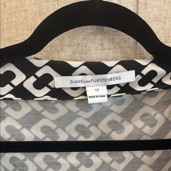 DVF Julian Wrap Dress - Picture 2 of 6